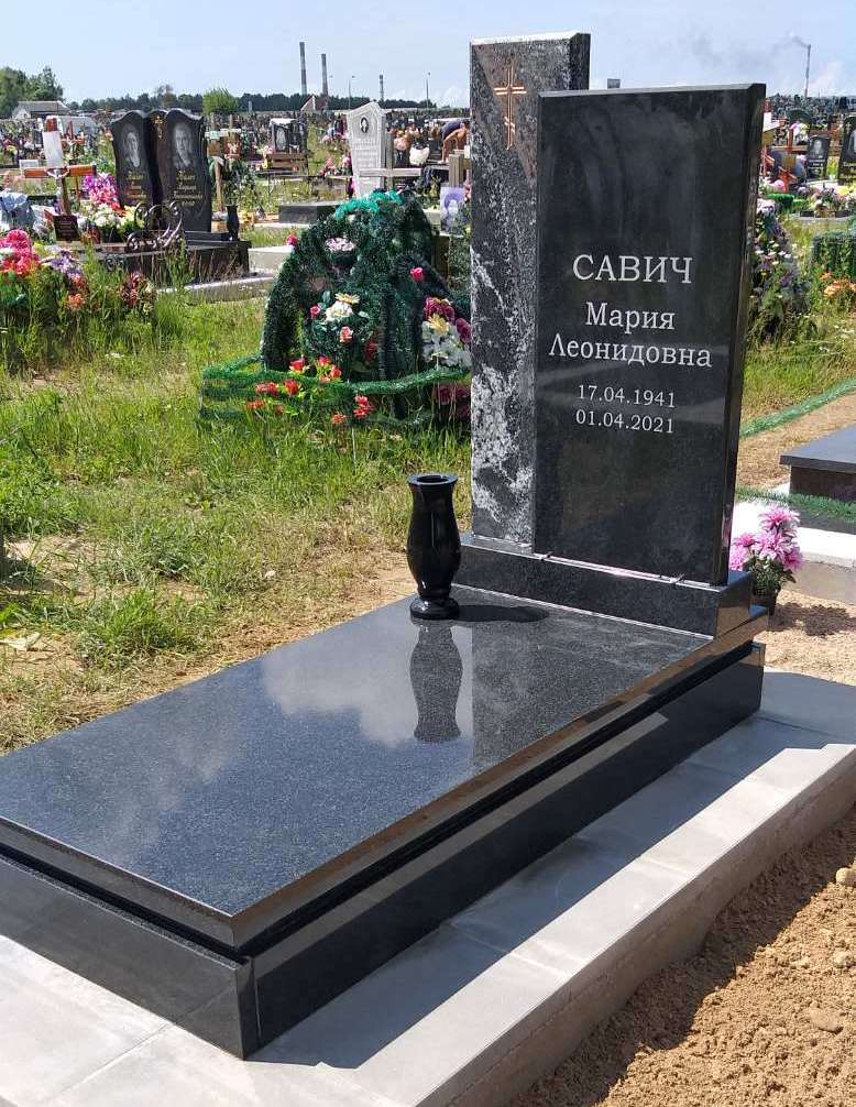 Одиночный памятник 160*70 с парящей плитой